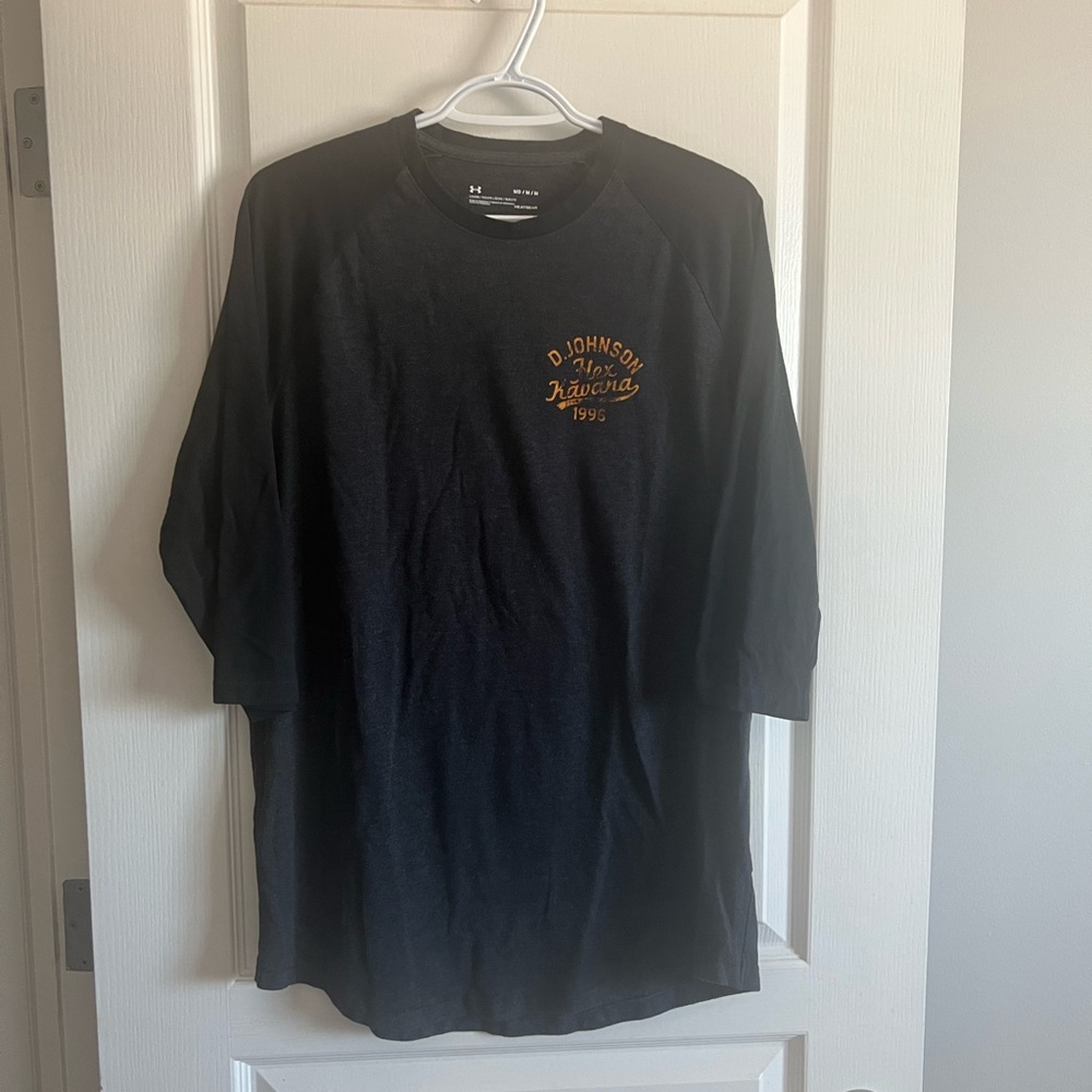 Under Armour Project Rock Raglan Sleeve Men's Shirt (M) loose fit